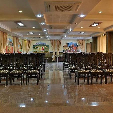 Continento The Classic Hotel Tirur Exterior foto